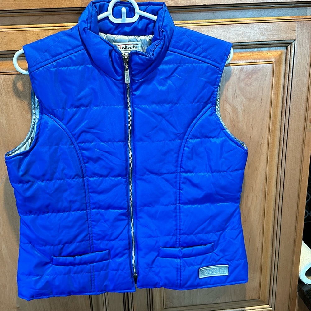 TALBOTS ROYAL BLUE FULL ZIP VEST with two front pockets.  Petite Small. Like new